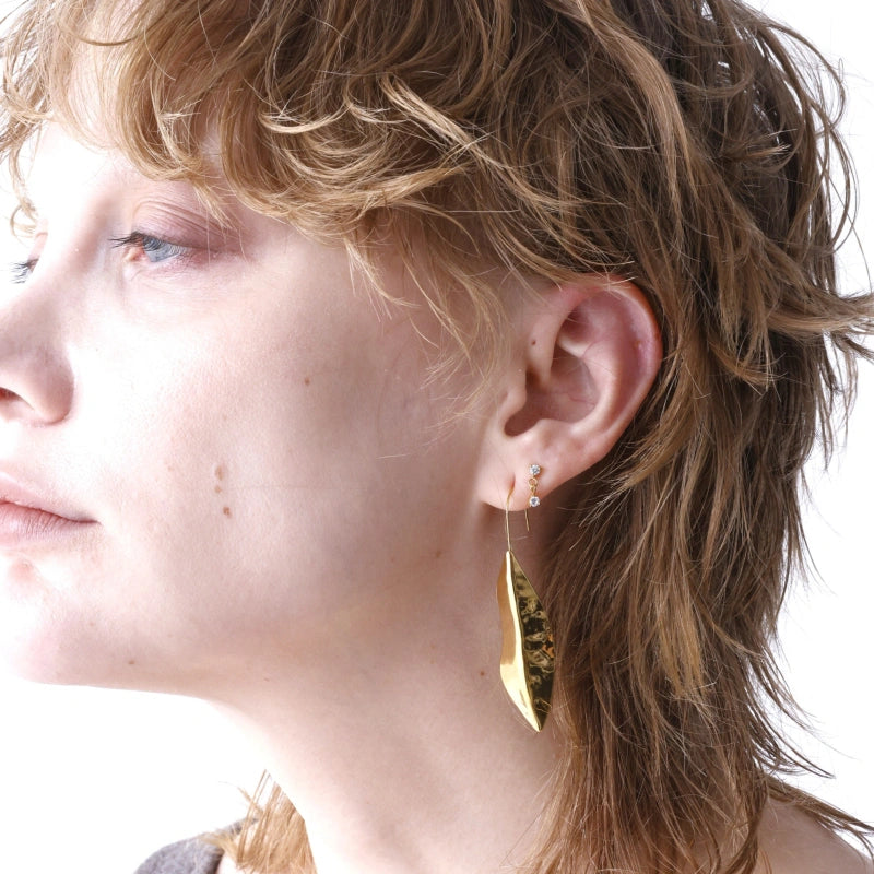 ビジューデザインピアス