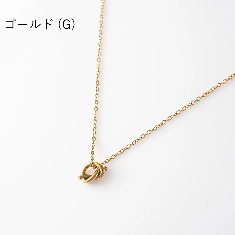 ノットデザインネックレス