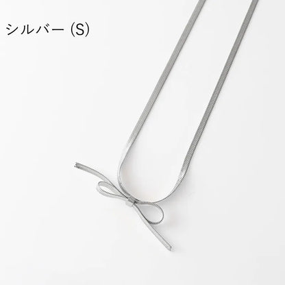 メタルリボンネックレス