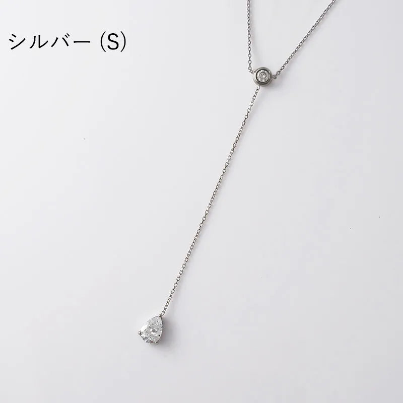 Yラインビジューネックレス