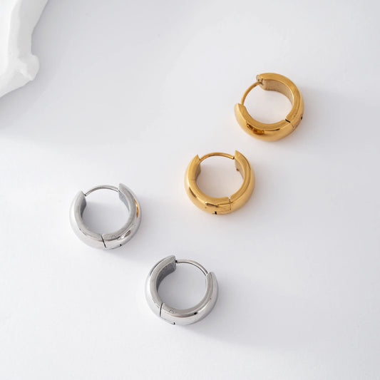ワイドフープピアス