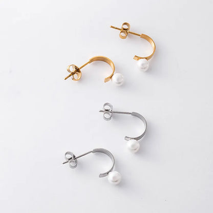 パールポイントピアス