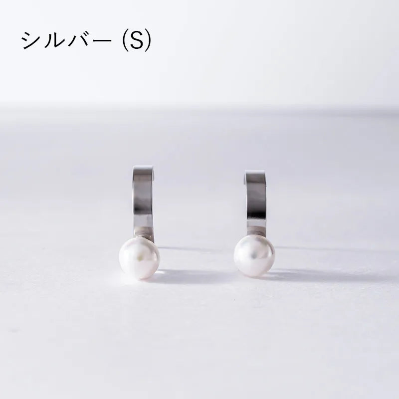 パールポイントピアス